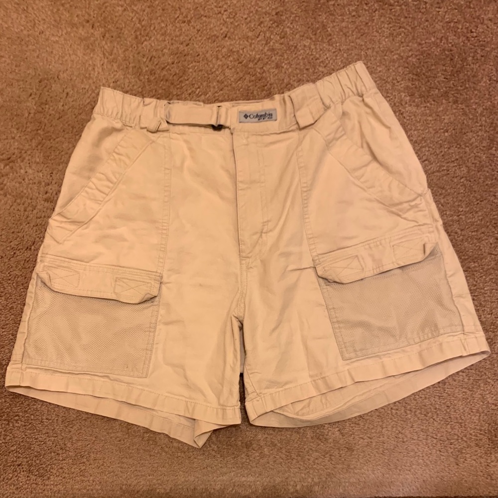 Columbia PFG Half Moon Shorts - 6” Inseam - M